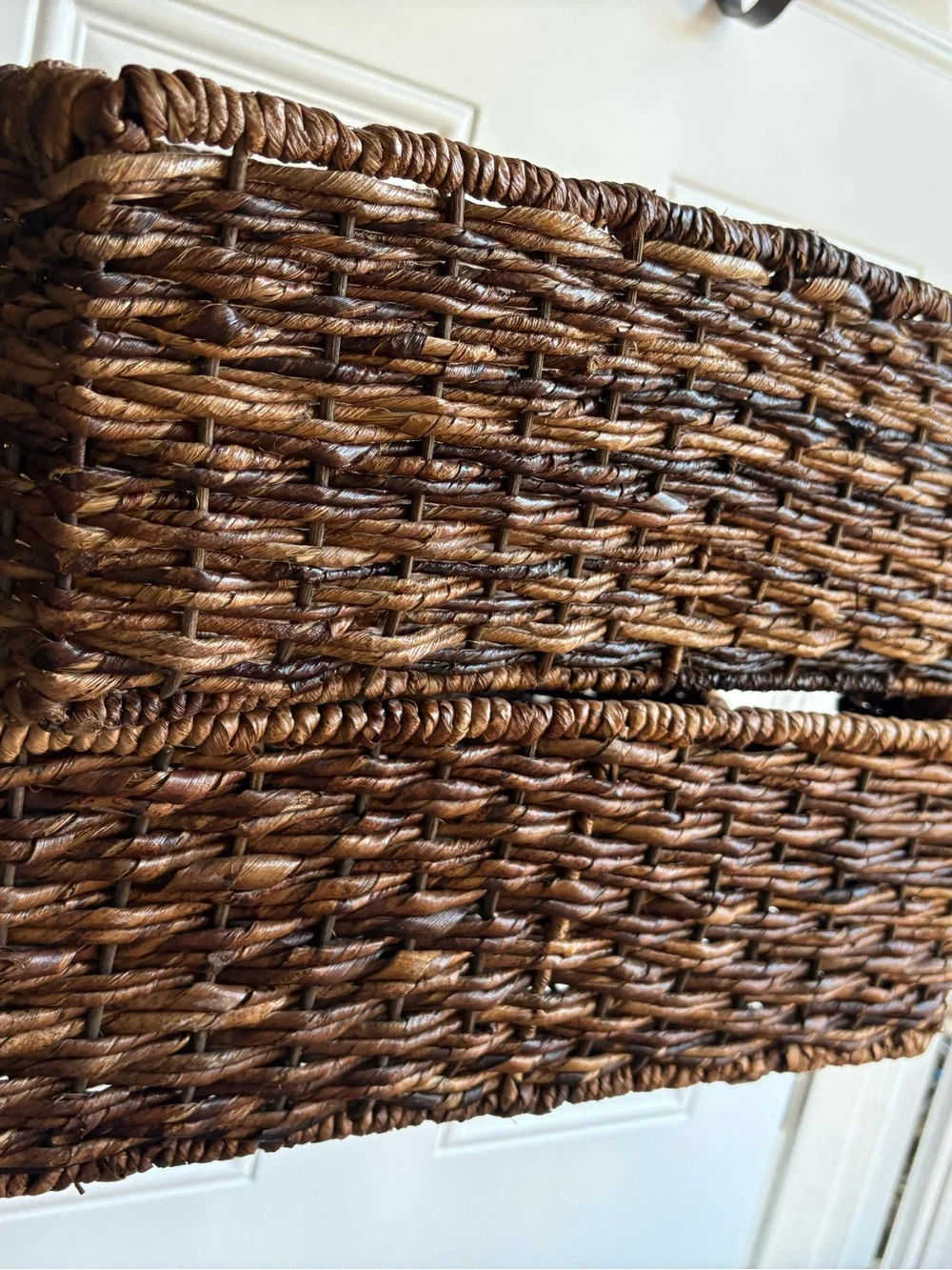 Threshold wicker baskest